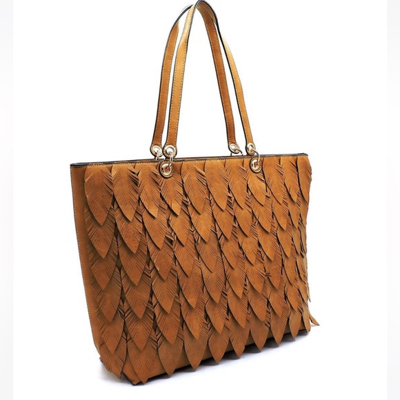 Handbags - SOLD! New Boutique Vegan Leaf Layered Shopper/Handbag/Tote